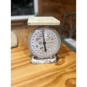 Vintage American Family Scale White/Cottagecore/Americana/Functional/Display.